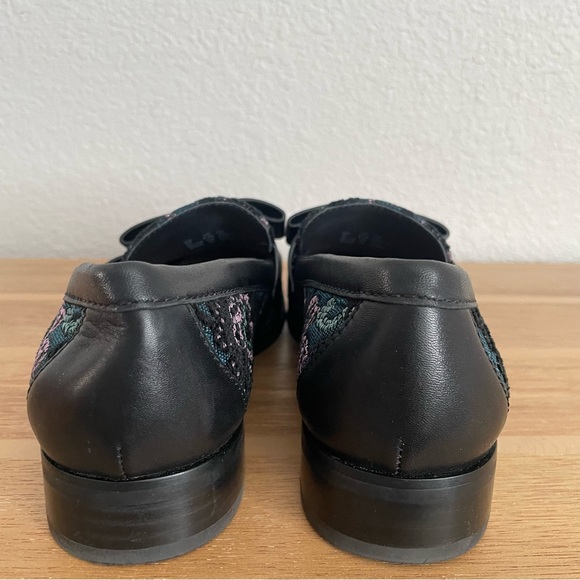 Stuart Weitzman Bowtie Embellished Floral Jacquard Loafers 37 6.5 - Picture 8 of 12